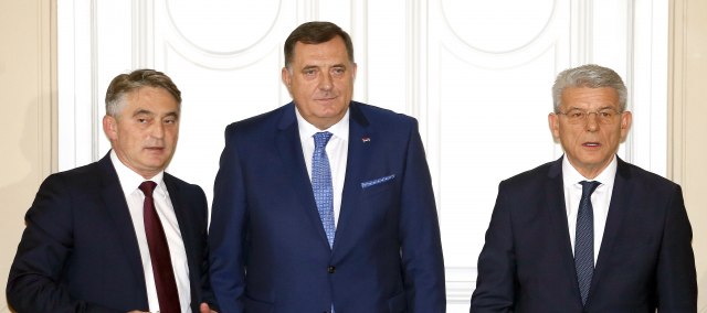 Poruka Dodiku: "Postoji crvena linija preko koje se ne sme preæi"