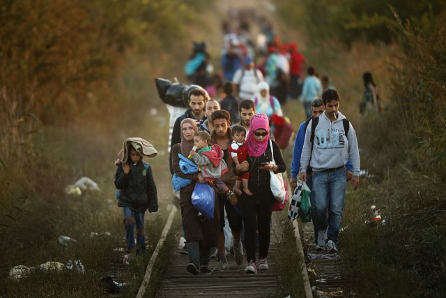 Mađarska obustavlja prijem migranata u tranzitne centre
