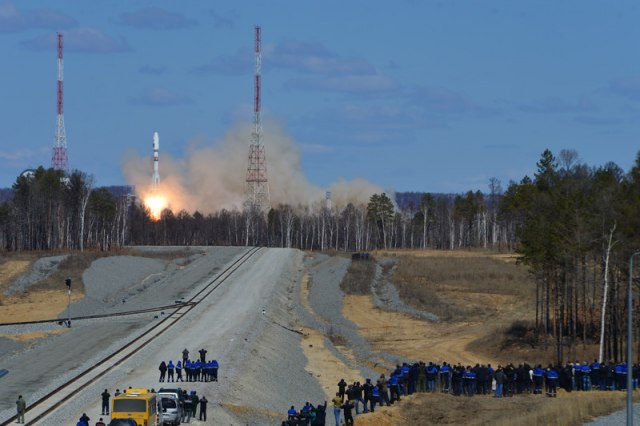 Odloženo lansiranje Sojuza, javio se problem