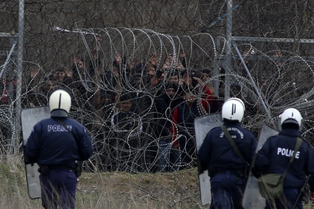 1,000 specialist police officers have been dispatched to the border with Greece