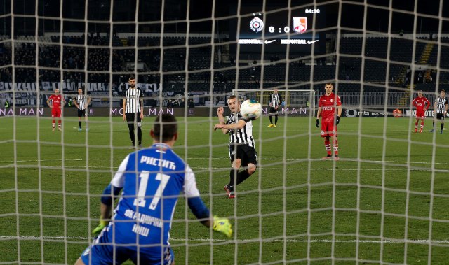 Da li je bio penal za Partizan? ANKETA