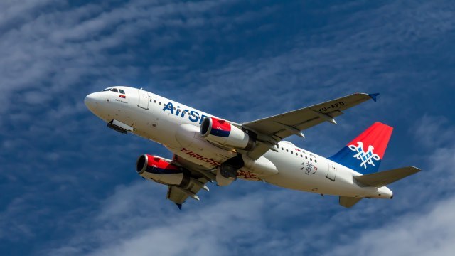 Ban decision revised: Air Serbia flies to Zurich again