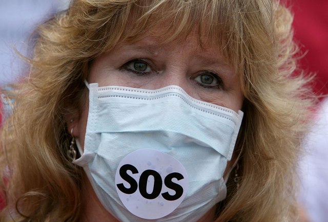 Zaplenjeno gotovo 700.000 zaštitnih maski od firme koja je povisila cenu