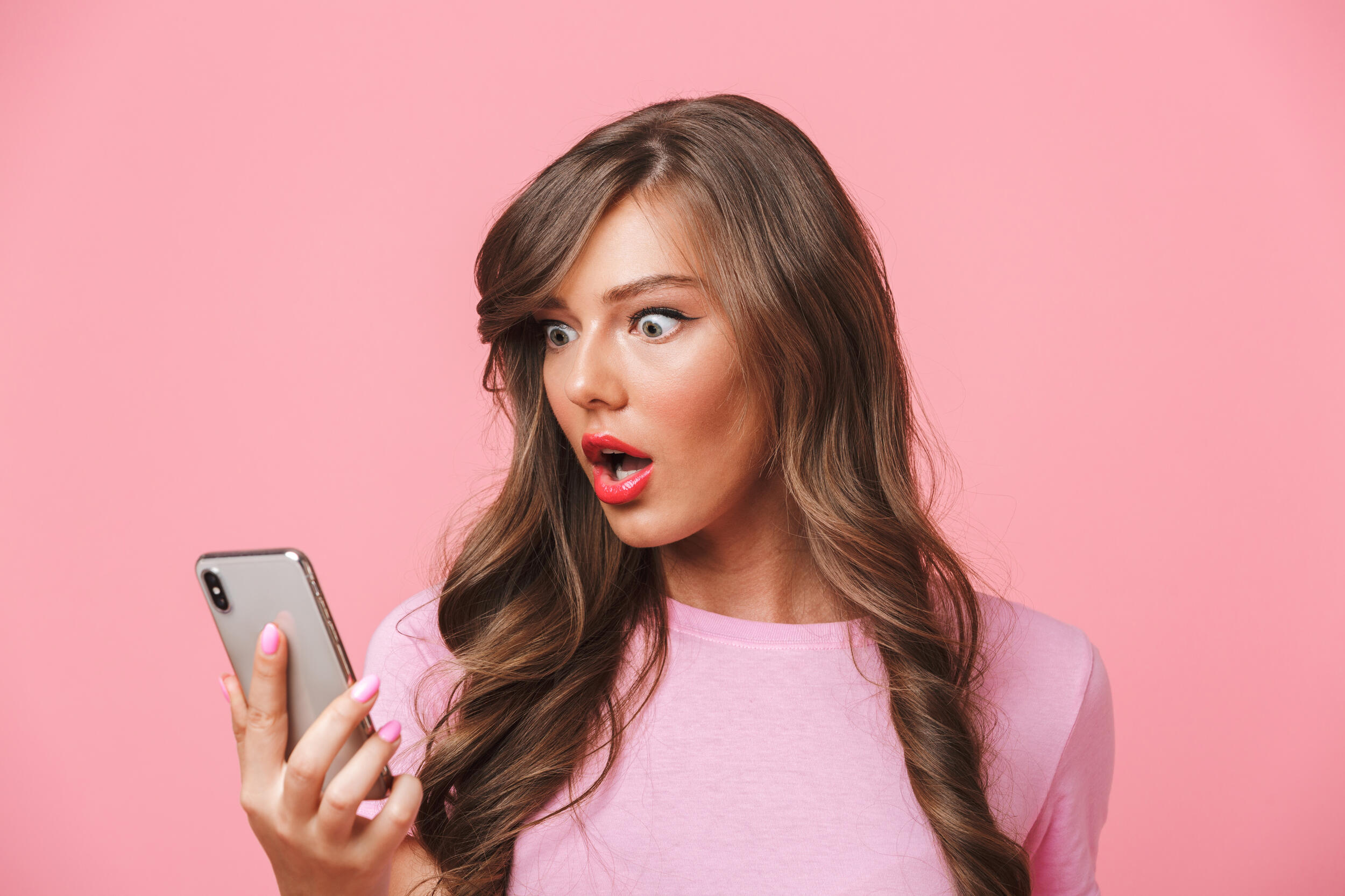 Najveće greške u telefonskom MUVANJU: Ako pošaljete neku od ovih PET poruka, budite sigurni - OTKAČIĆE VAS!