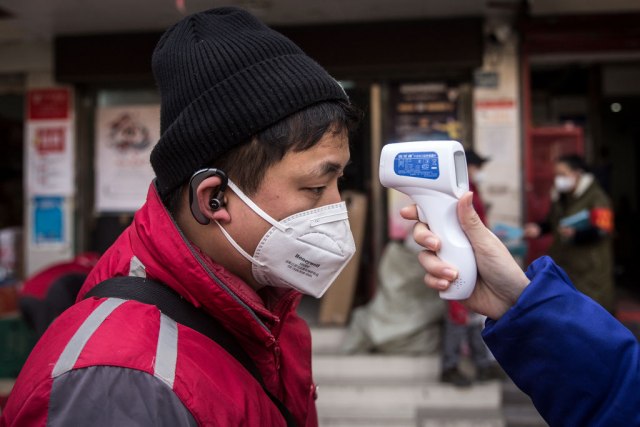 Drugi dan zaredom bez lokalnog širenja virusa u Kini, raste broj uvezenih slučajeva