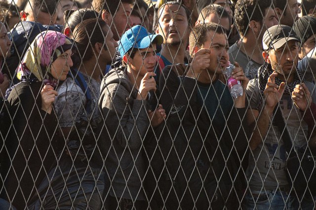 Grèka zatvorila više stotina migranata iz Turske