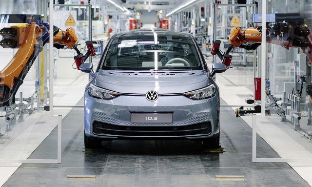 VW ne odustaje: "Elektrièni Golf" u prodaji od avgusta