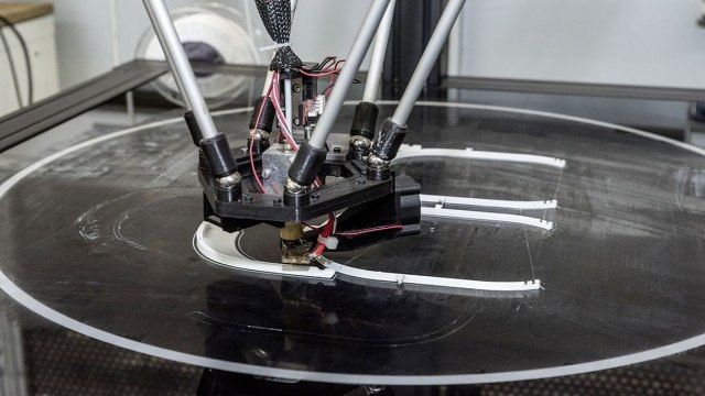 VW koristi tehniku 3D štampanja za proizvodnju medicinske opreme