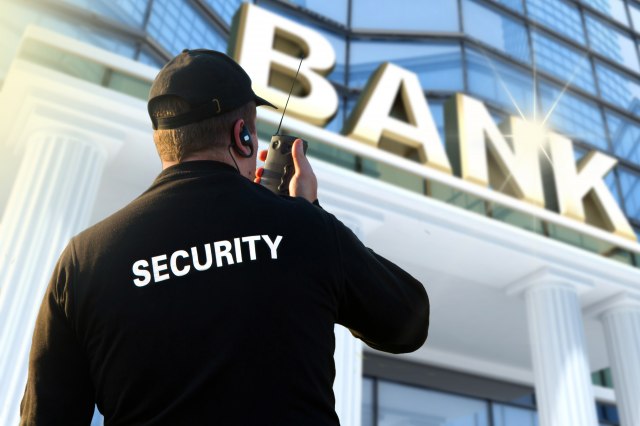 "Ogorèen sam": Borisov raspustio menadžment najkrupnije bugarske banke