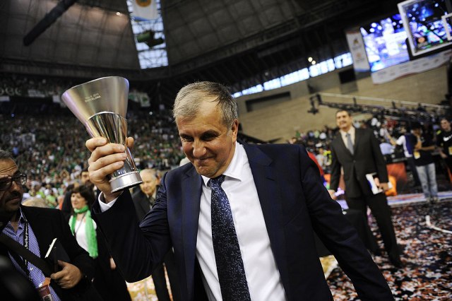 "Plaèem u svlaèionici zbog Obradoviæa, a onda doðe Bodiroga i kaže: 'Idemo da prièamo'" VIDEO