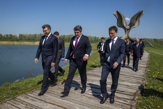 Homage paid to the Jasenovac victims; Plenkovic: We came to condemn the horrors PHOTO