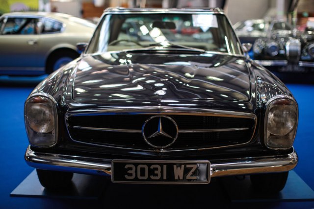 Mercedes 280 SL opran prvi put posle 37 godina VIDEO