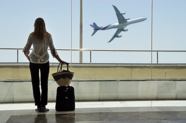 Broj putnika raste, a avio-kompanije tek propisuju mere opreza