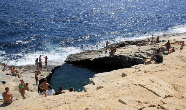 Zabrana odlaska na grčka ostrva do 1. juna: 