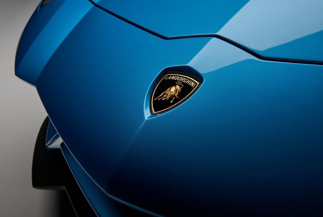 Lamborghini 7. maja predstavlja novi automobil, ali koji?