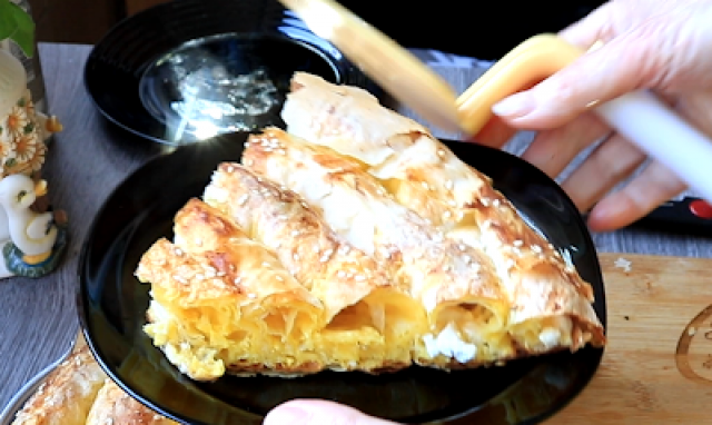 Nema ko je ne voli: Burek pita sa sirom VIDEO