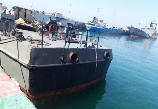 Objavljen snimak uništenog iranskog broda, 19 mrtvih, dim na sve strane VIDEO