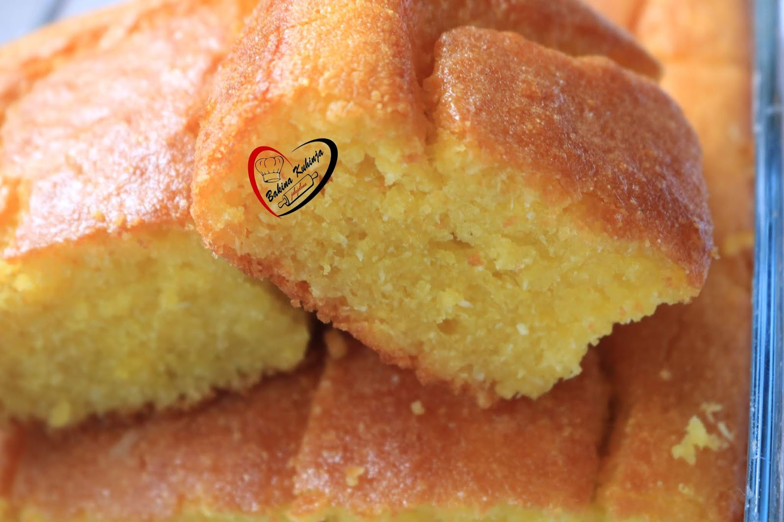 Zasladite nedeljni dan: Sočni preliveni kolač sa kokosom