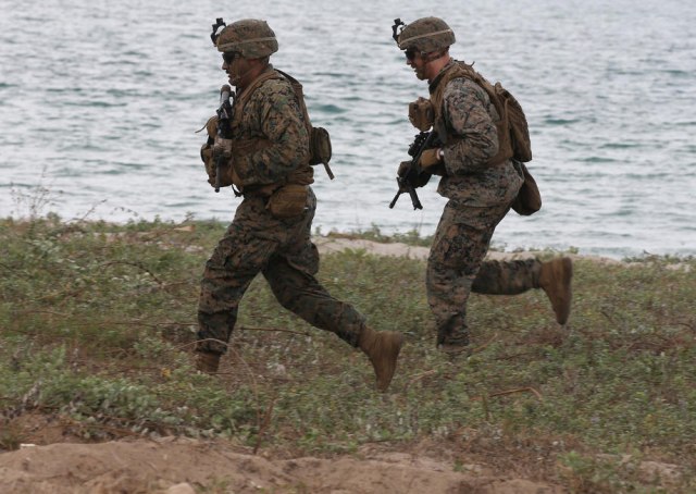 Uzbuna u bazi amerièke mornarice: Naoružan napadaè upao meðu marince u Teksasu