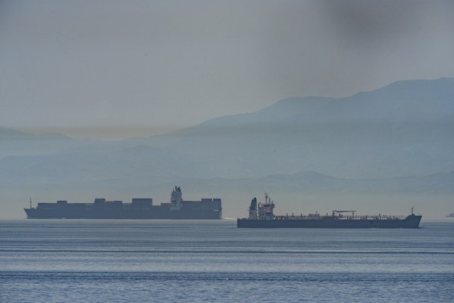 Iranski tankeri plove ka Venecueli, stiže i ratna mornarica FOTO