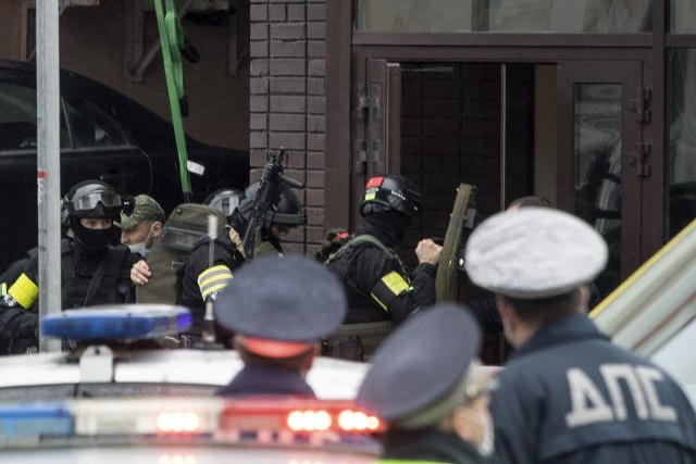Uhapšen otmièar u Moskvi: Došao kao dostavljaè hrane, "u kesi je bomba" VIDEO