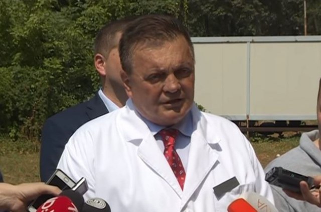 Direktor Instituta "Dedinje" negira da je pustio Kristijana Goluboviæa preko reda: On u bolnicu nije ni ušao