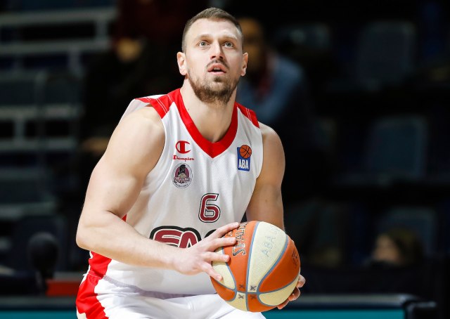 Bek FMP prešao u Mornar