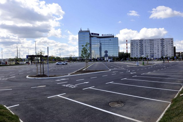 Novo parkiralište na Novom Beogradu sa više od 426 mesta: Ko će sve imati pogodnosti? FOTO