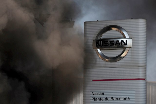 Nisan zatvara fabriku u Barseloni: 3.000 ljudi ostaje bez posla, protesti radnika FOTO