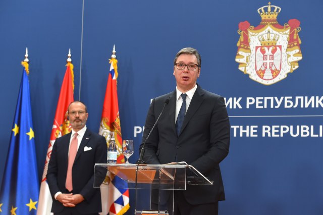 Vučić: Građani odlučuju na izborima