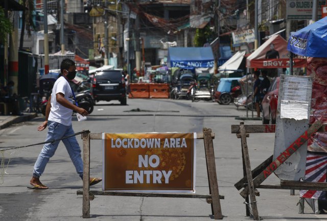 Uhapšeno 90 Kineza na Filipinima: Kršili mere karantina u ilegalnoj kocnarnici