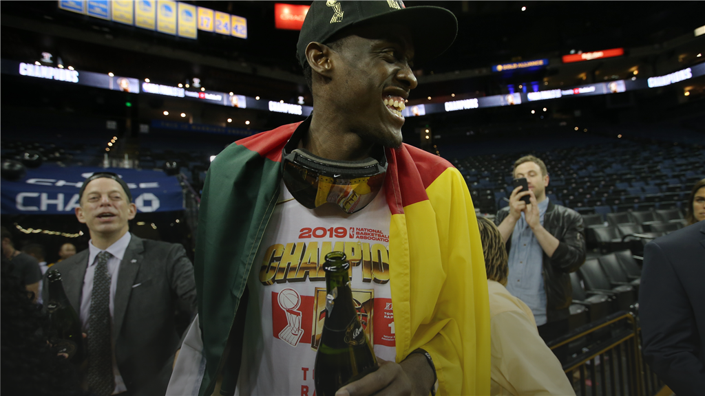 Košarka i Paskal Sijakam: Zvezda Toronto Reptorsa i neobični put od Kameruna do NBA šampiona
