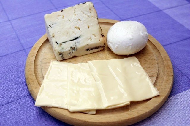Tim za preporod sela Srbije: Isplativo ulaganje u proizvodnju sira