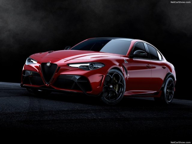 Alfa Romeo sprema električni mini SUV