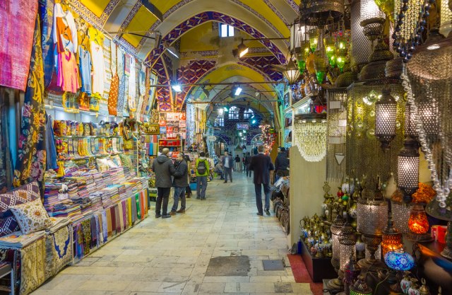 Velika pijaca ponovo radi: Da li ste se nekad cenkali na istanbulskom bazaru?