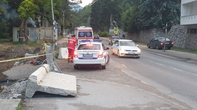 Komandir odgovorio muškarca da skoèi sa mosta u Prijepolju FOTO
