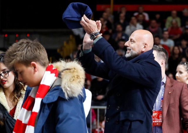 Saša Obradoviæ je novi trener Crvene zvezde!