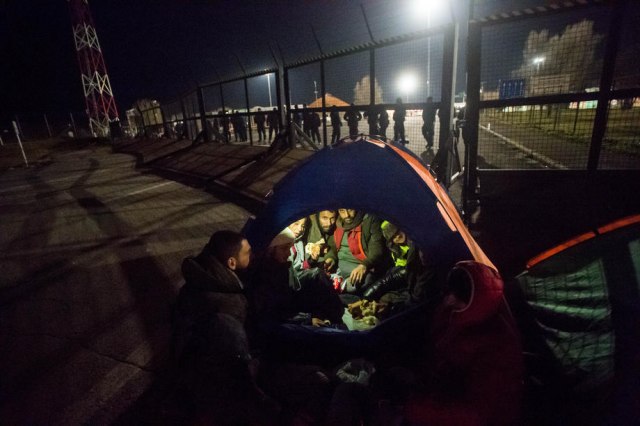 "Onog momenta kada su zabrane ukinute, migranti nastavili ka EU"