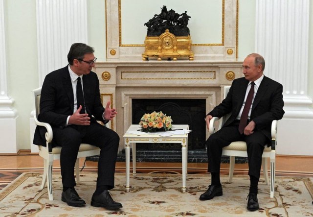 Putin publicly congratulated Vucic on his convincing victory