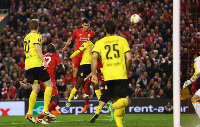 Lovren postiže odluèujuæi gol protiv Borusije Getty Images/Clive Brunskill / Staff