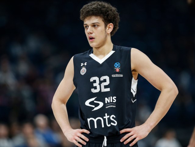 Zvanično: Trifunoviću novi ugovor od Partizana