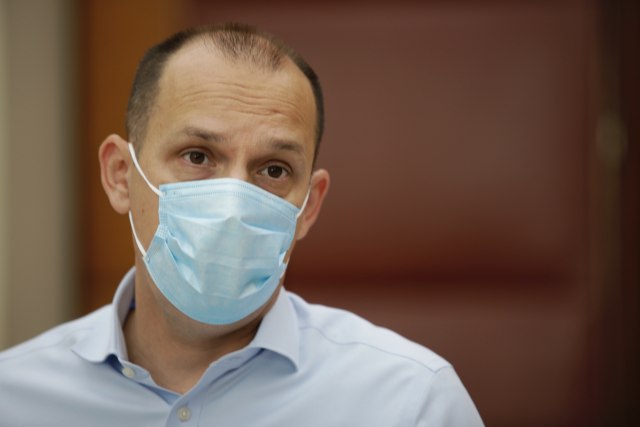 Lonèar održao hitan sastanak: Sve bolnice u Beogradu se "tumbaju"