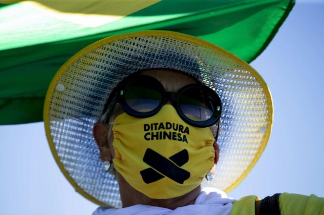 Bolsonaro odobrio zakon o nošenju maski, ali ga ogranièio vetom