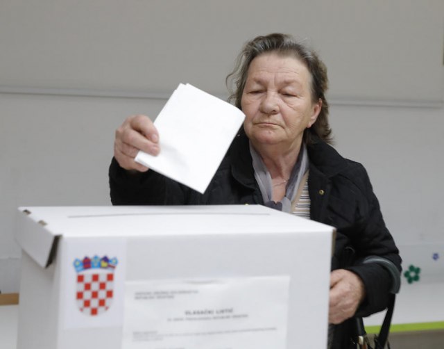Glasanje za hrvatski Sabor danas i sutra u Beogradu i Subotici
