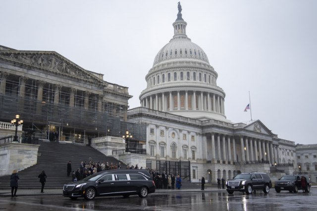 Èelnici Pentagona pred Kongresom posle više meseci