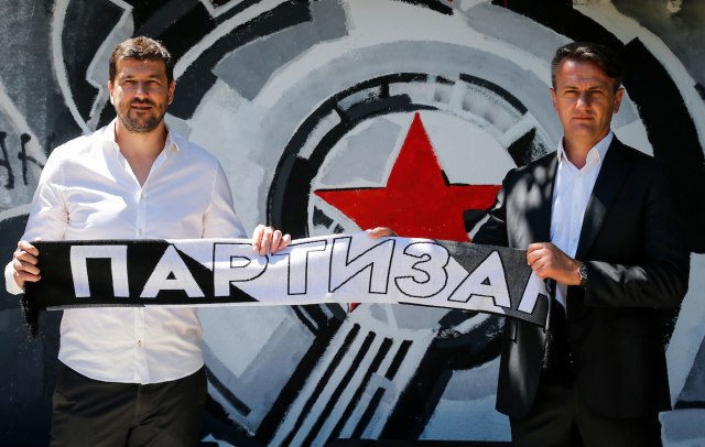 Partizan predstavio Šćepanovića FOTO