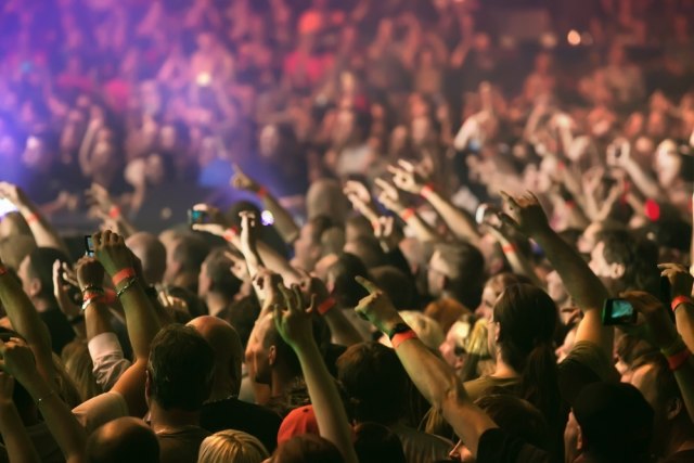 Vlada u Velikoj Britaniji dozvolila koncerte i druge manifestacije