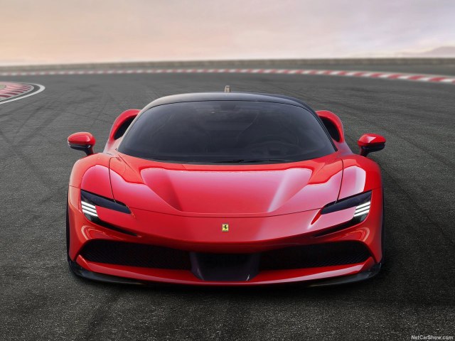 Evo kako ubrzava Ferrari SF90 Stradale VIDEO