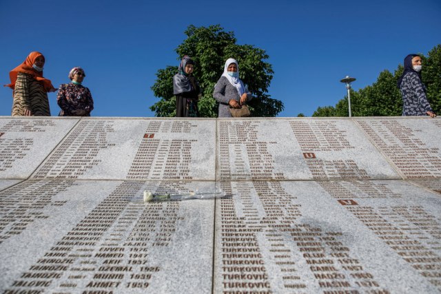 EU: Seæanje na Srebrenicu i izgradnja zajednièke buduænosti