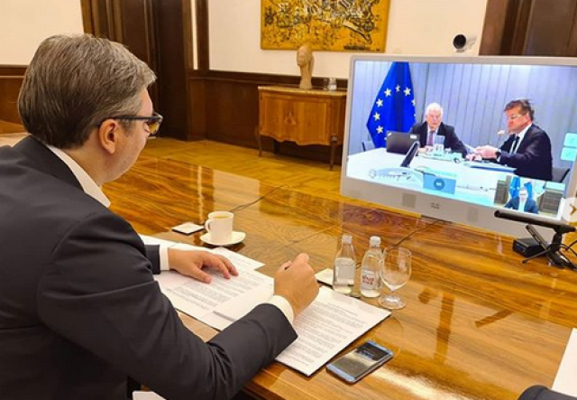 Nastavak dijaloga Beograda i Prištine: Vučić učestvuje na video - konferenciji FOTO